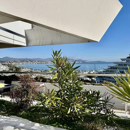 Magnifique 3 Pieces Avec Terrasse Et Parking, 4 Couchages, - Fr-1-252a-11 아파트